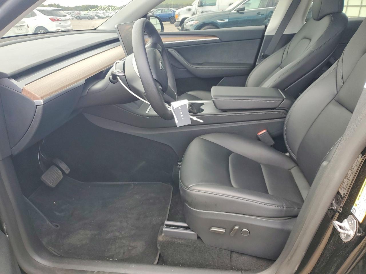2024 Tesla Model Y - Фото 7