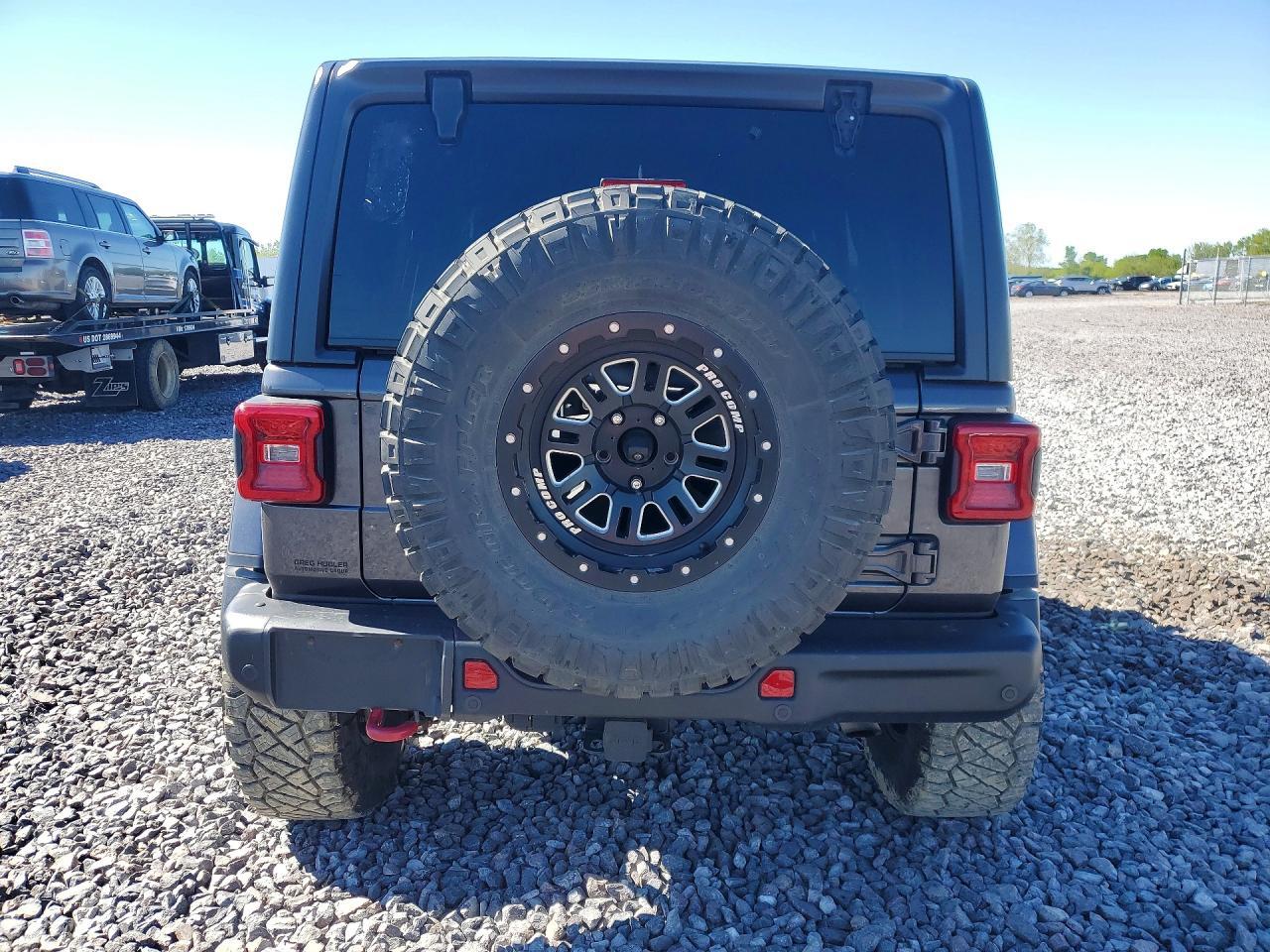 2018 Jeep Wrangler Unlimited Rubicon - Image 6