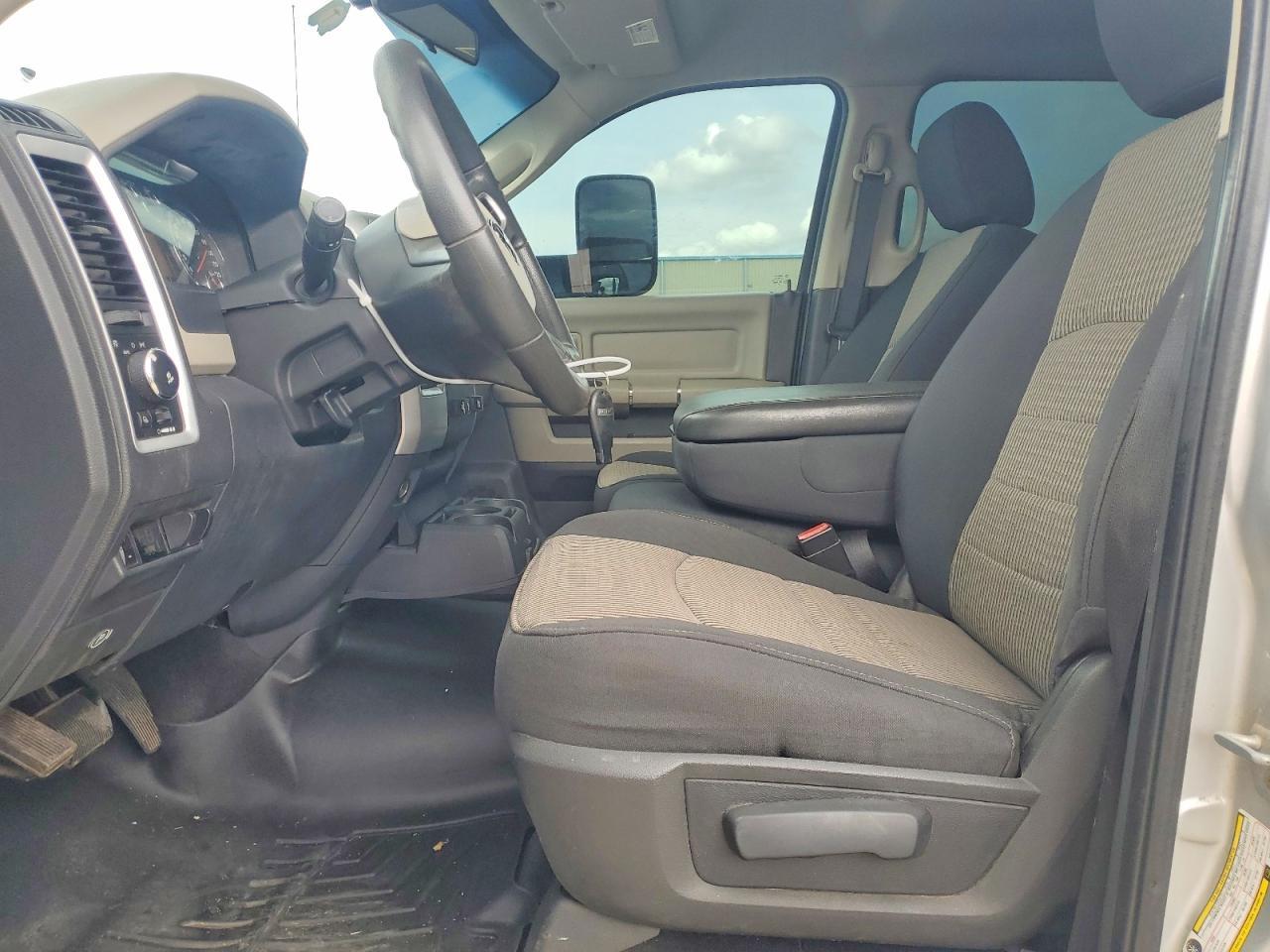 2011 Dodge Ram 2500 - Фото 7