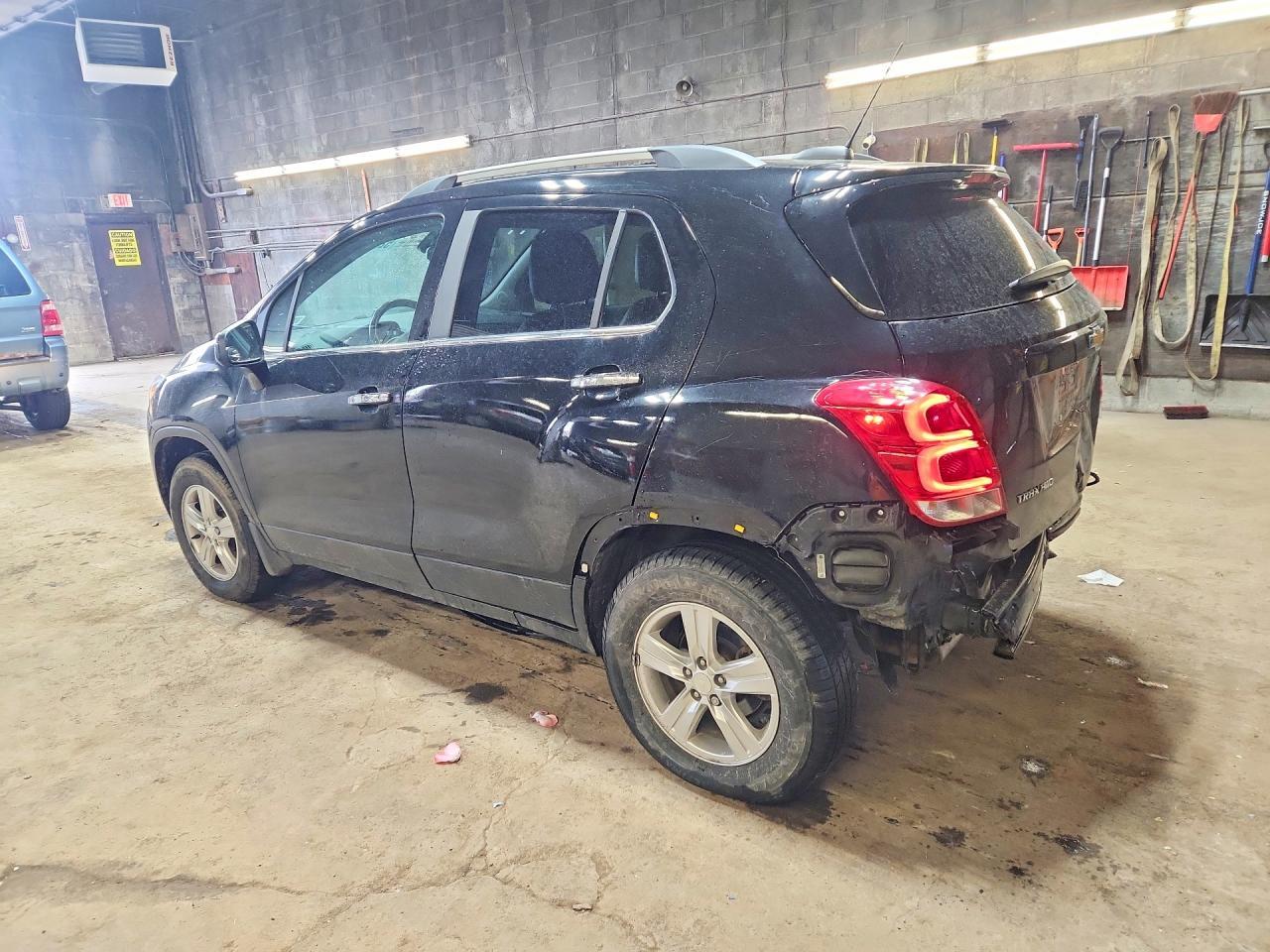 2019 Chevrolet Trax 1Lt - Image 2