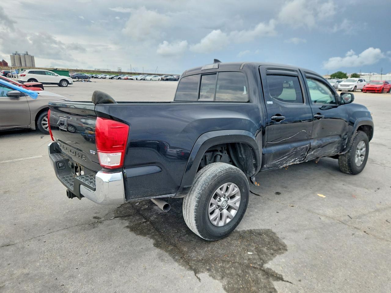 2017 Toyota Tacoma Sr5 V6 - Фото 3