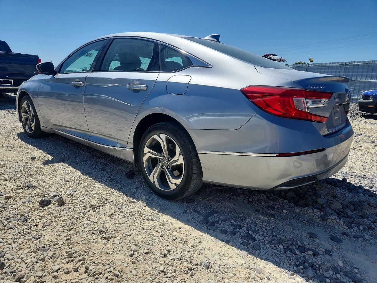 2018 Honda Accord Ex - Image 2