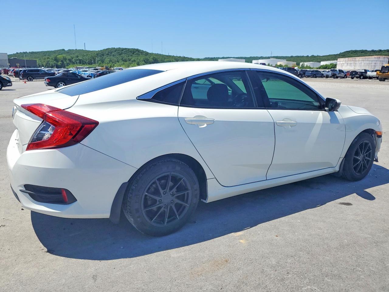 2017 Honda Civic Lx - Image 3