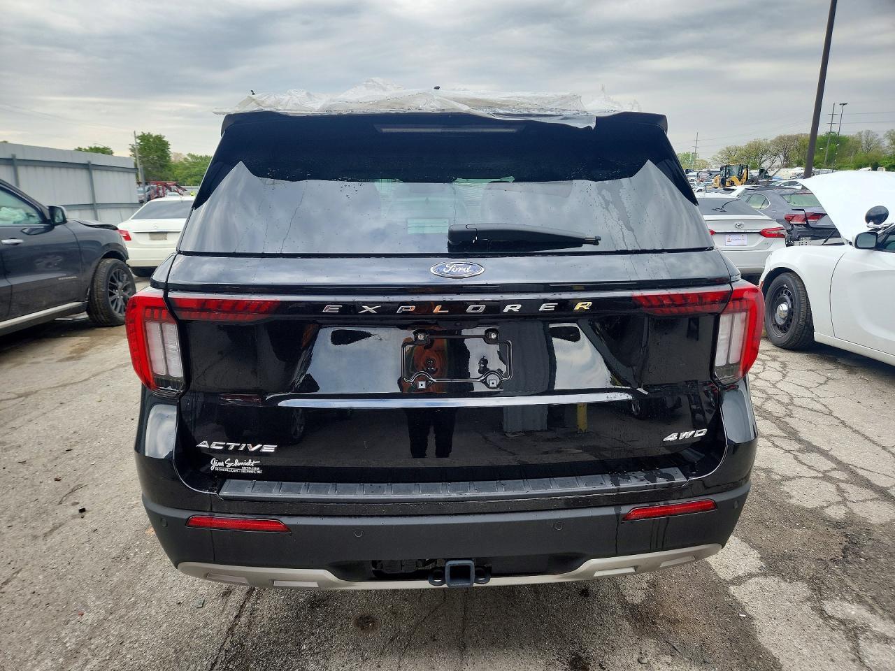 2025 Ford Explorer Active - Фото 6