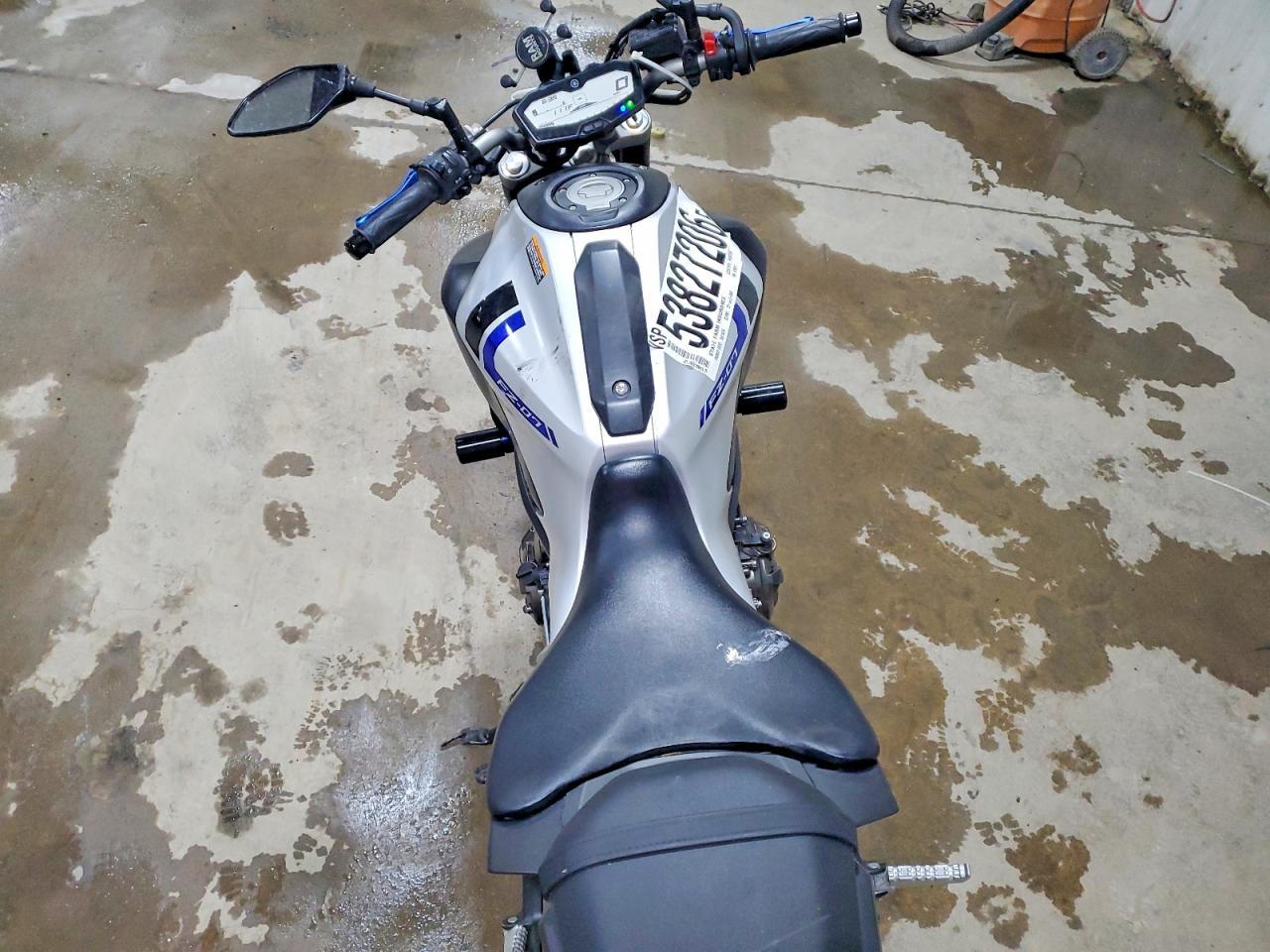 2016 Yamaha Fz07 - Фото 6