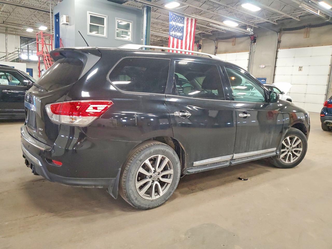 2014 Nissan Pathfinder Sl - Image 3