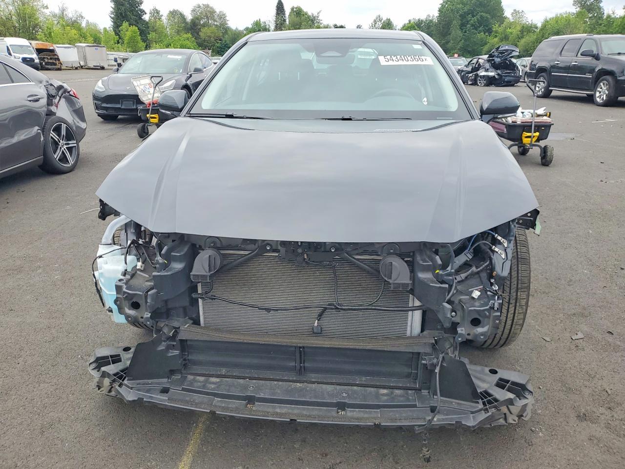 2025 Toyota Camry Le - Фото 5