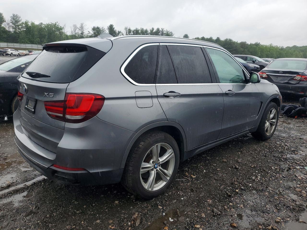 2015 BMW X5 xDrive50I - Фото 3