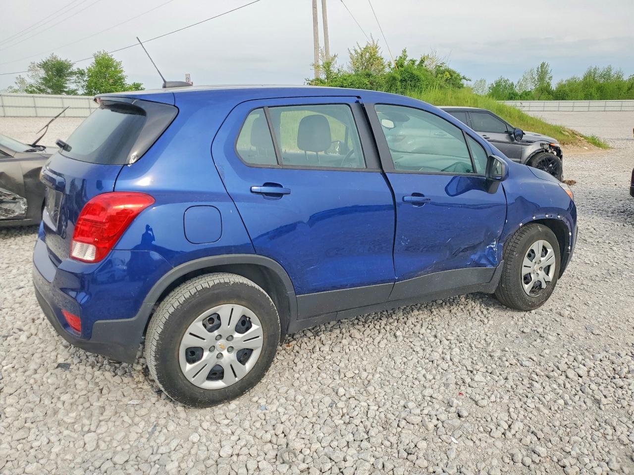 2017 Chevrolet Trax Ls - Фото 3