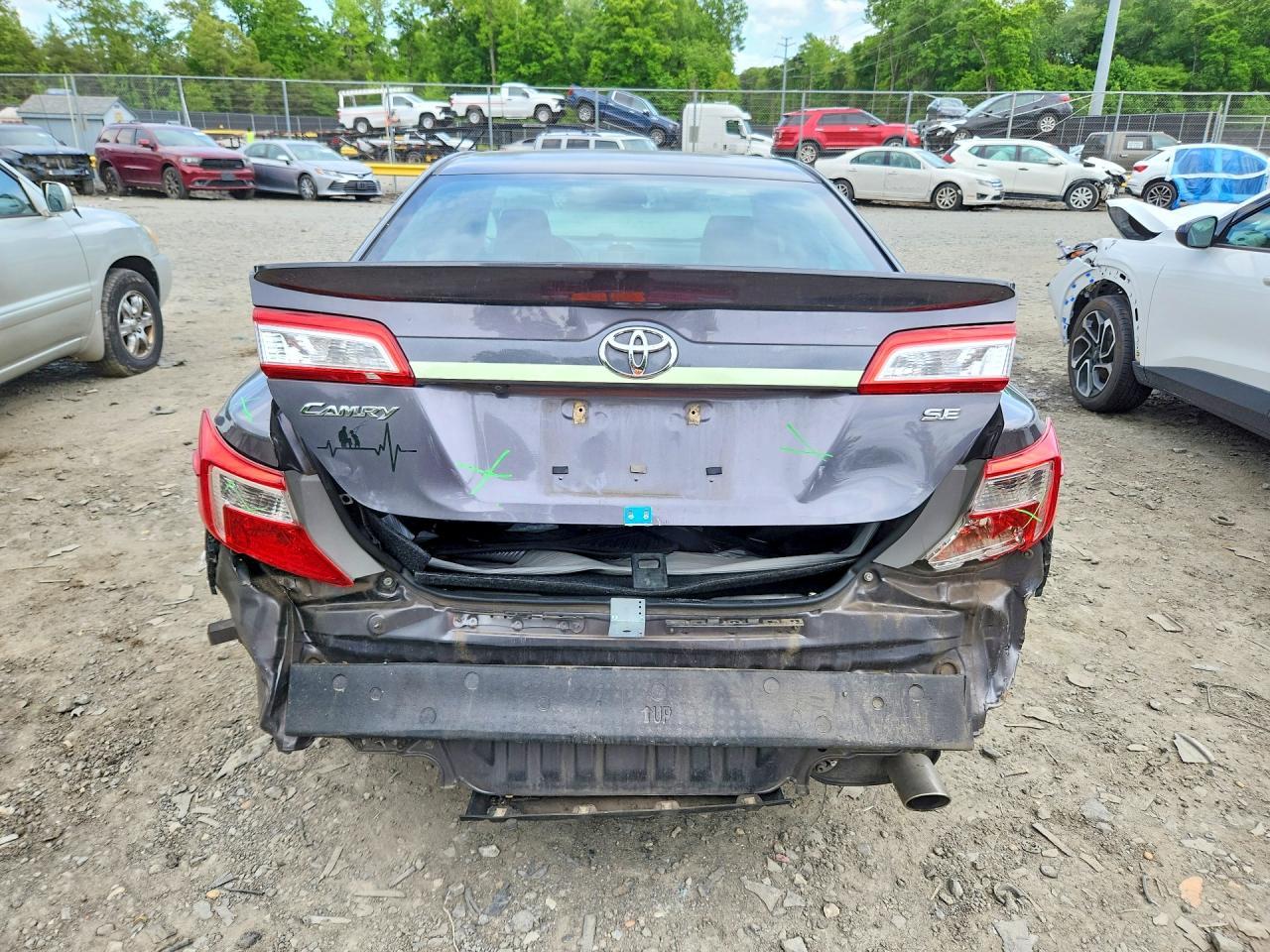 2014 Toyota Camry Se - Фото 6