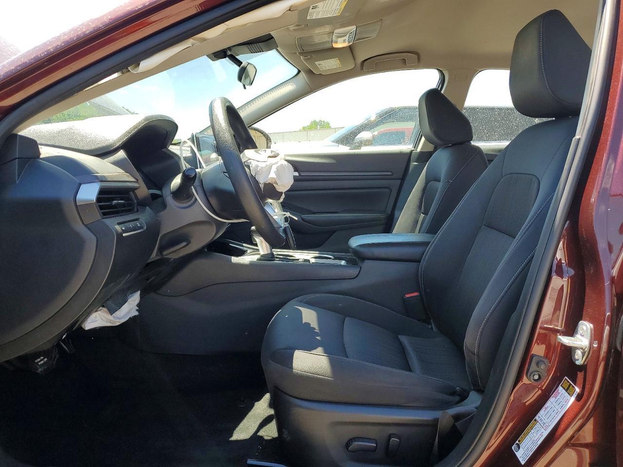 2024 Nissan Altima Sv - Image 7