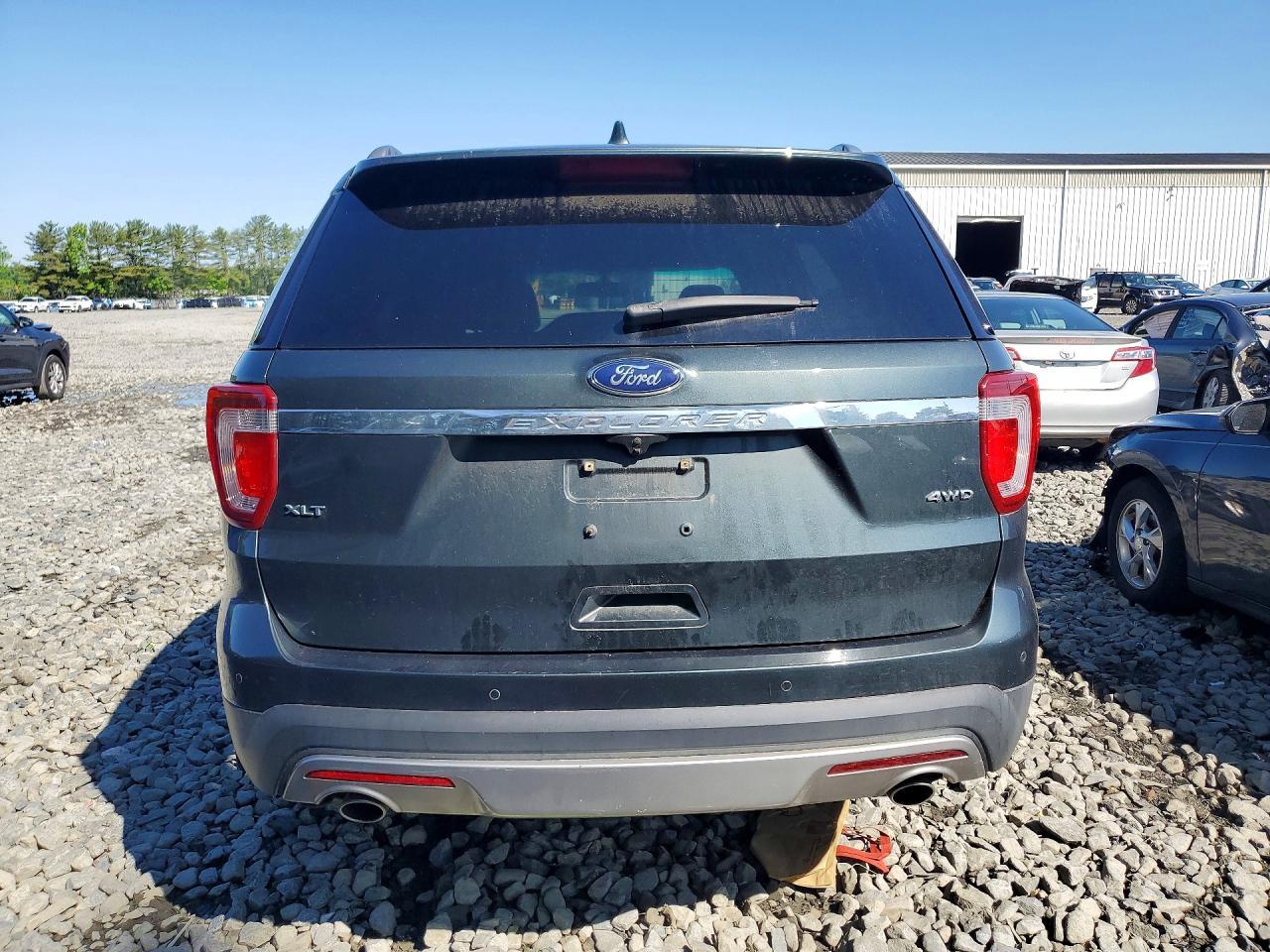 2016 Ford Explorer Xlt - Фото 6