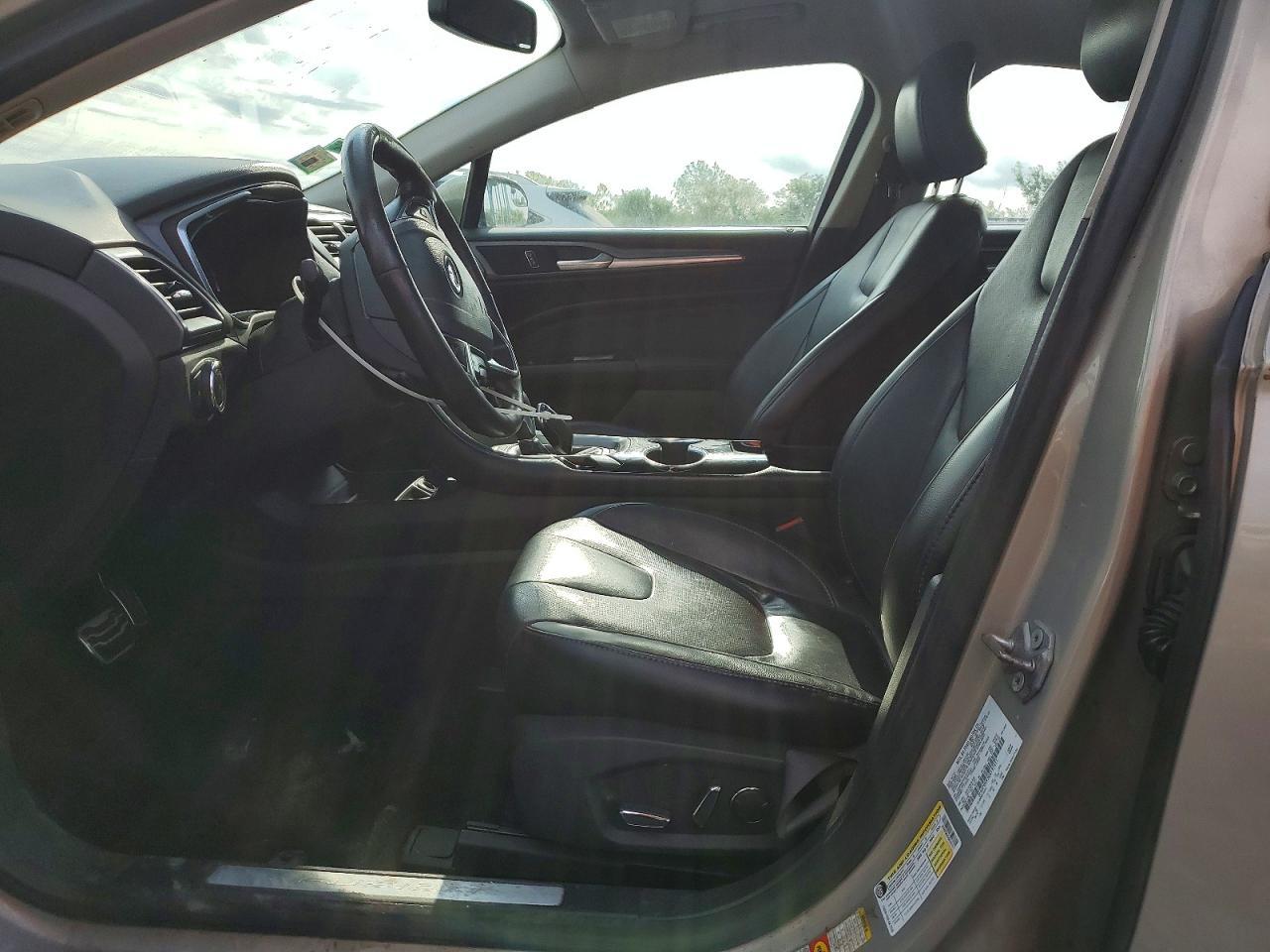 2016 Ford Fusion Titanium - Image 7