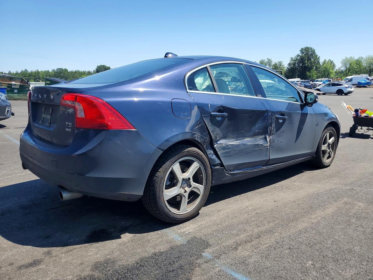 2013 Volvo S60 T5 - Image 3