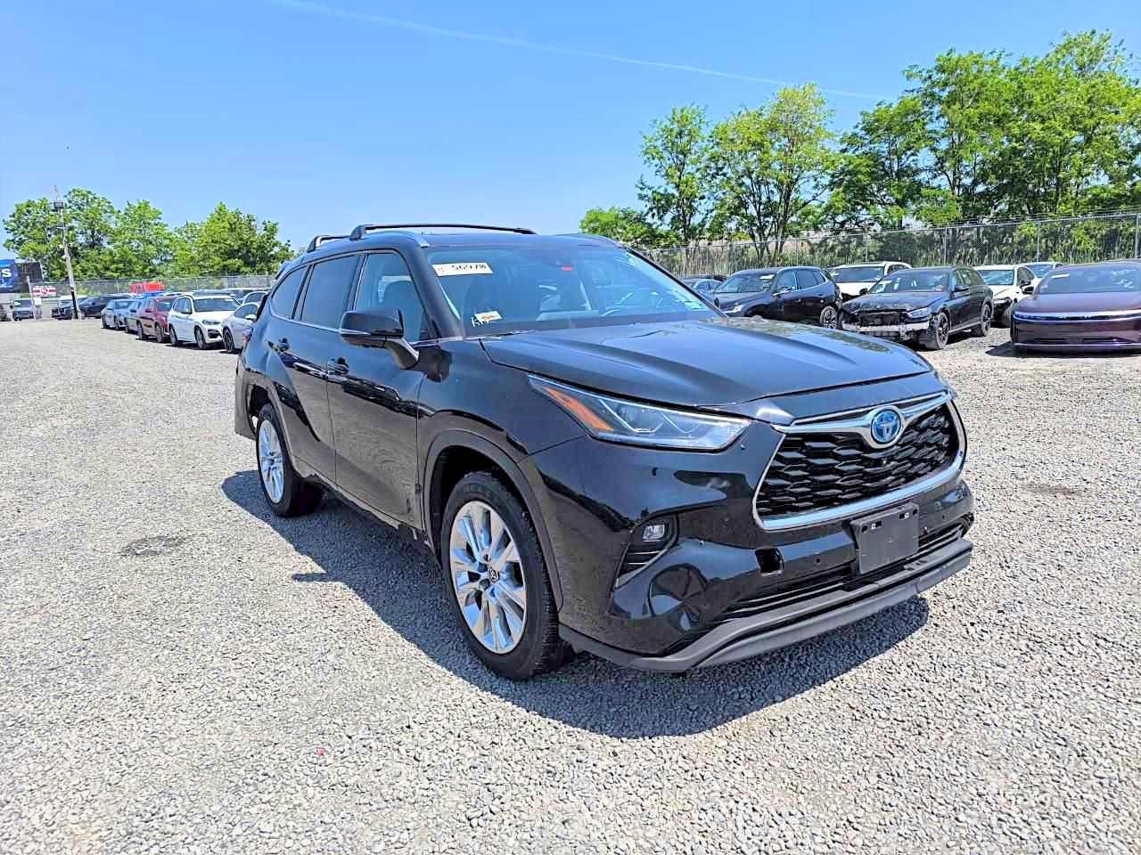 2023 Toyota Hlndr Hyb - Image 3