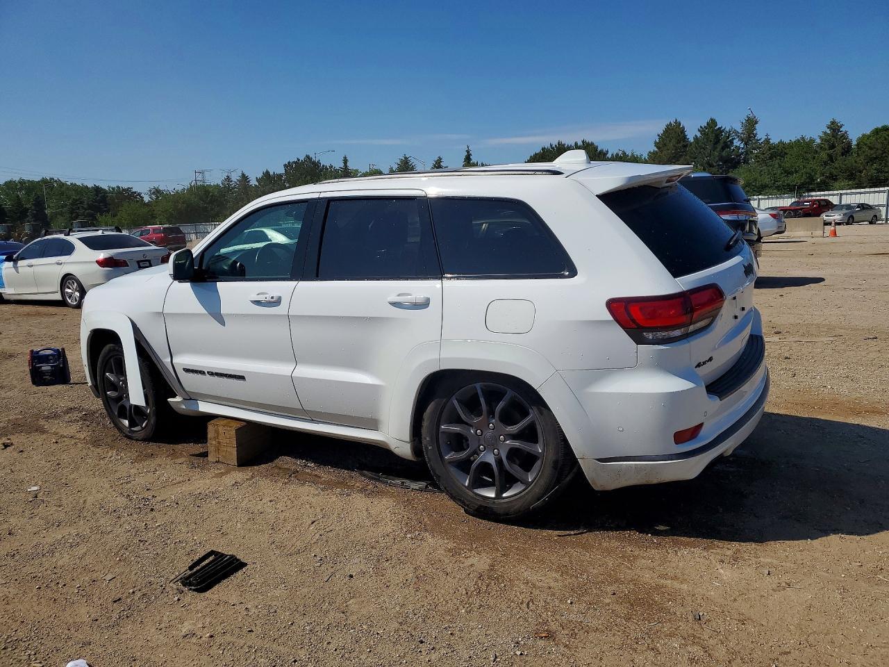 2021 Jeep Grand Cherokee Overland - Image 2