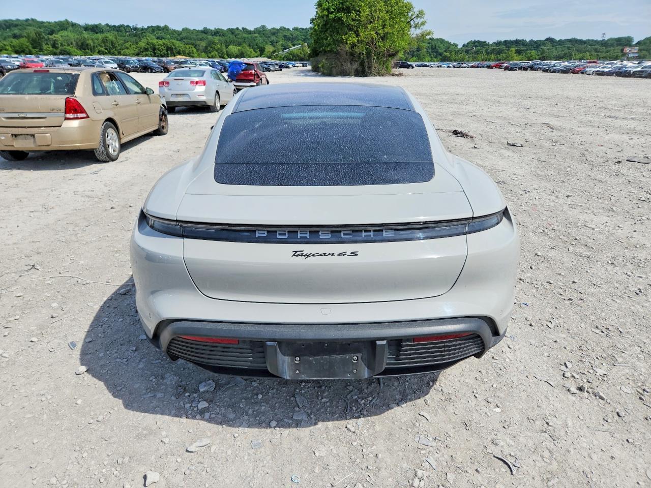 2021 Porsche Taycan 4S - Фото 6