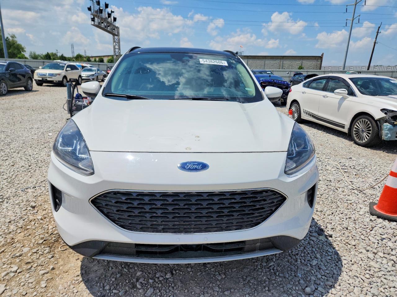 2020 Ford Escape Se - Фото 5