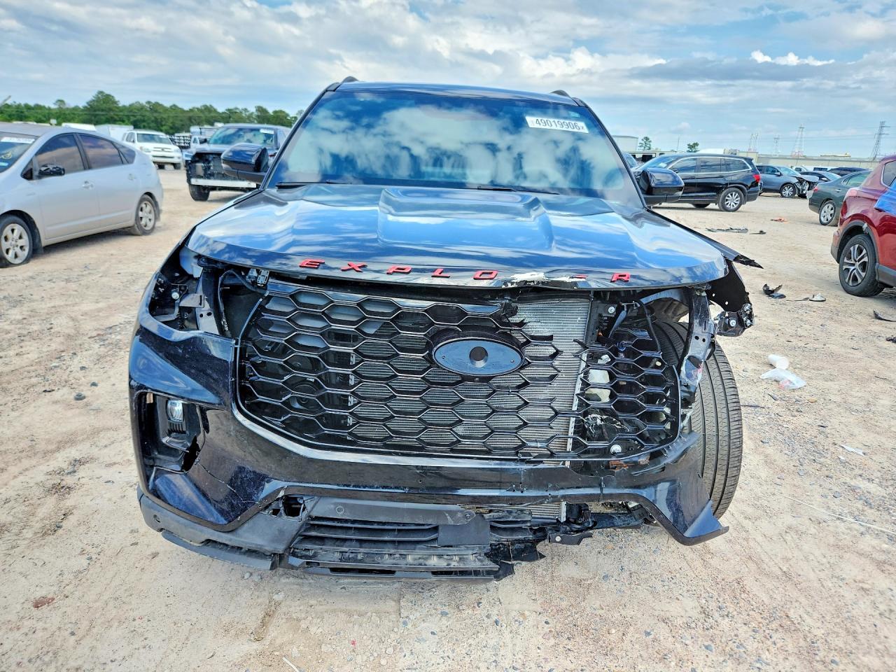 2025 Ford Explorer St - Фото 5
