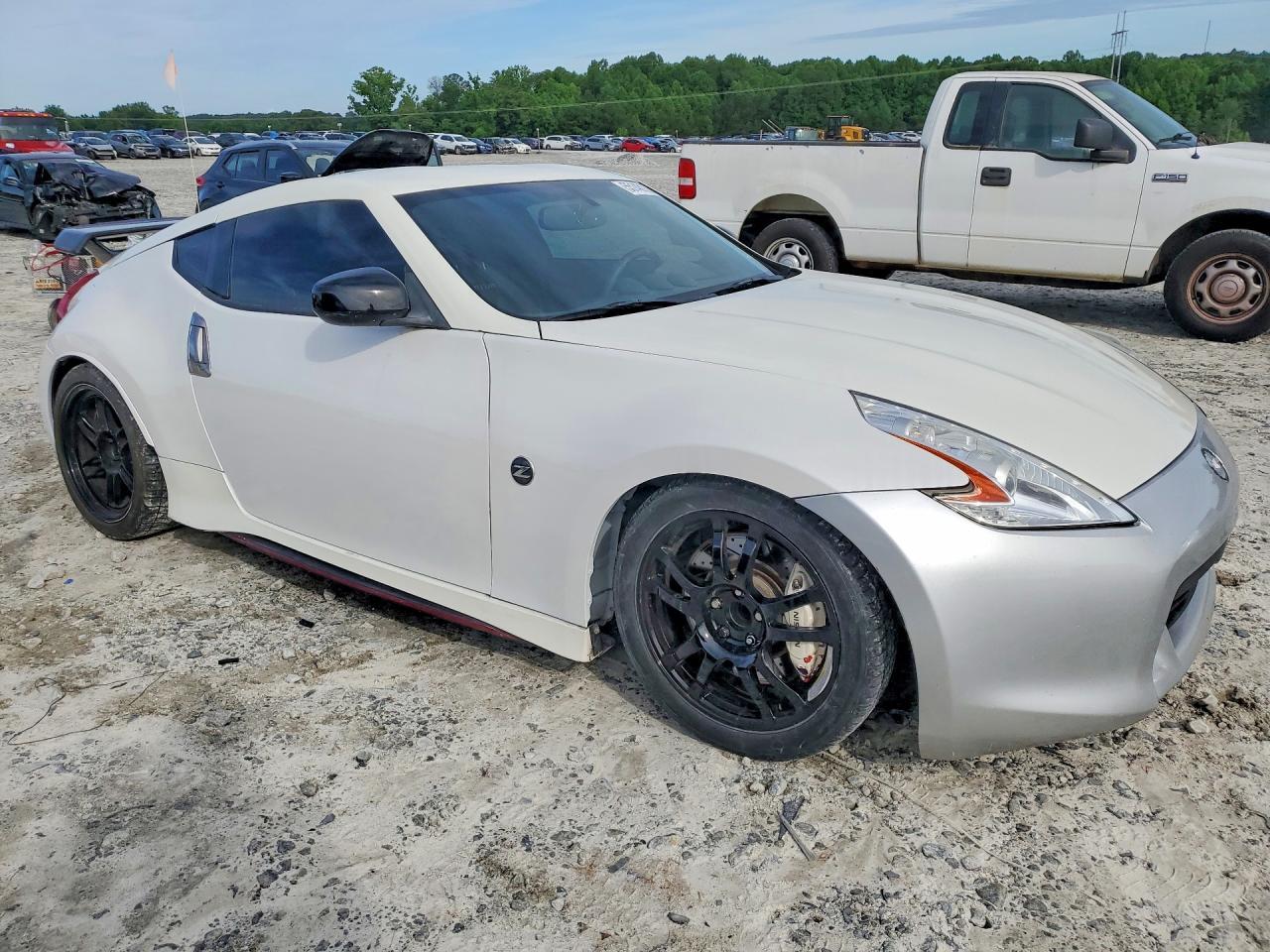 2018 Nissan 370Z Nismo Tech - Image 4
