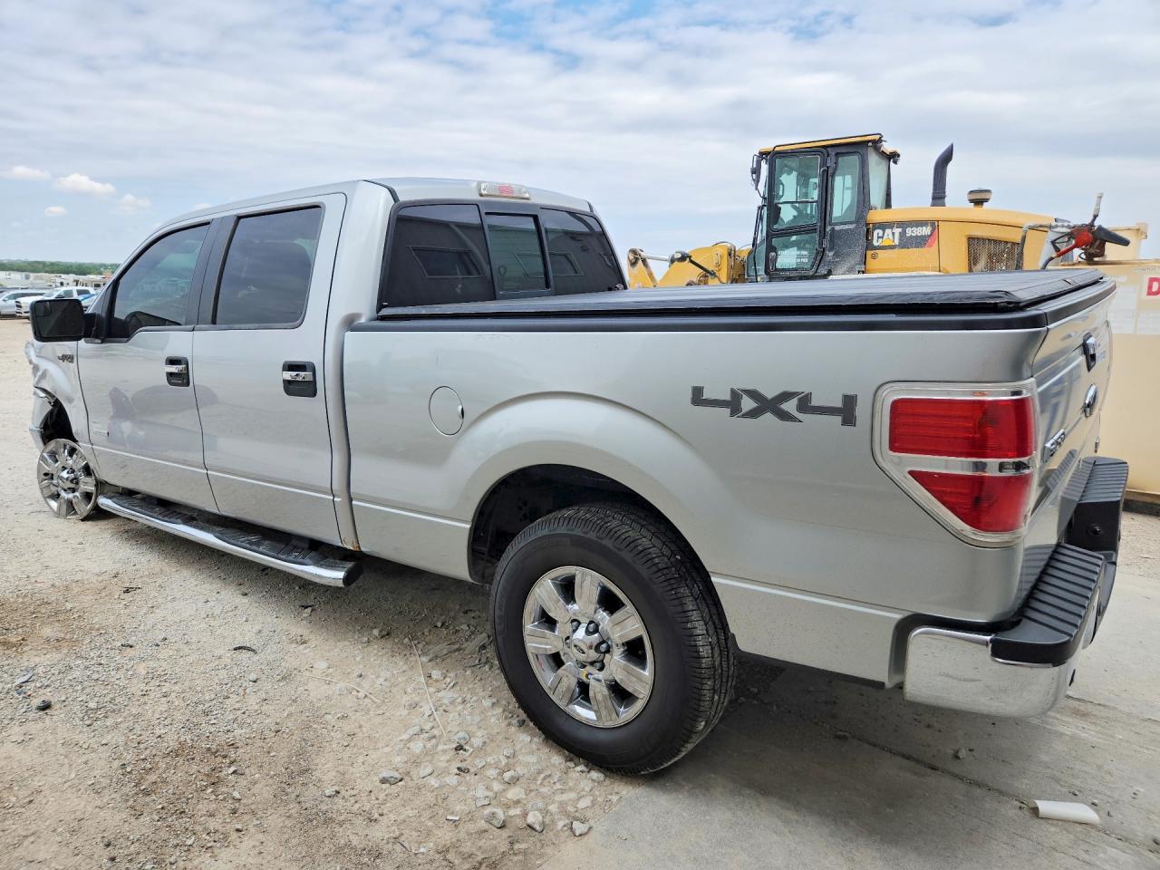 2012 Ford F150 Supercrew - Фото 2