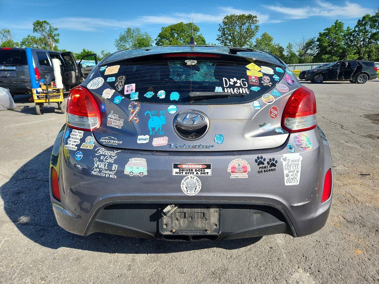 2015 Hyundai Veloster Base - Фото 6