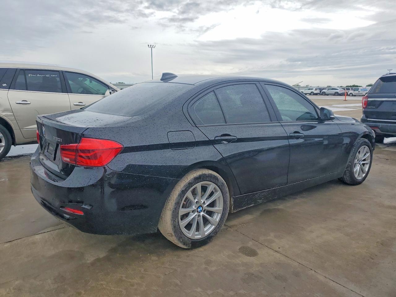 2016 BMW 320 I - Image 3