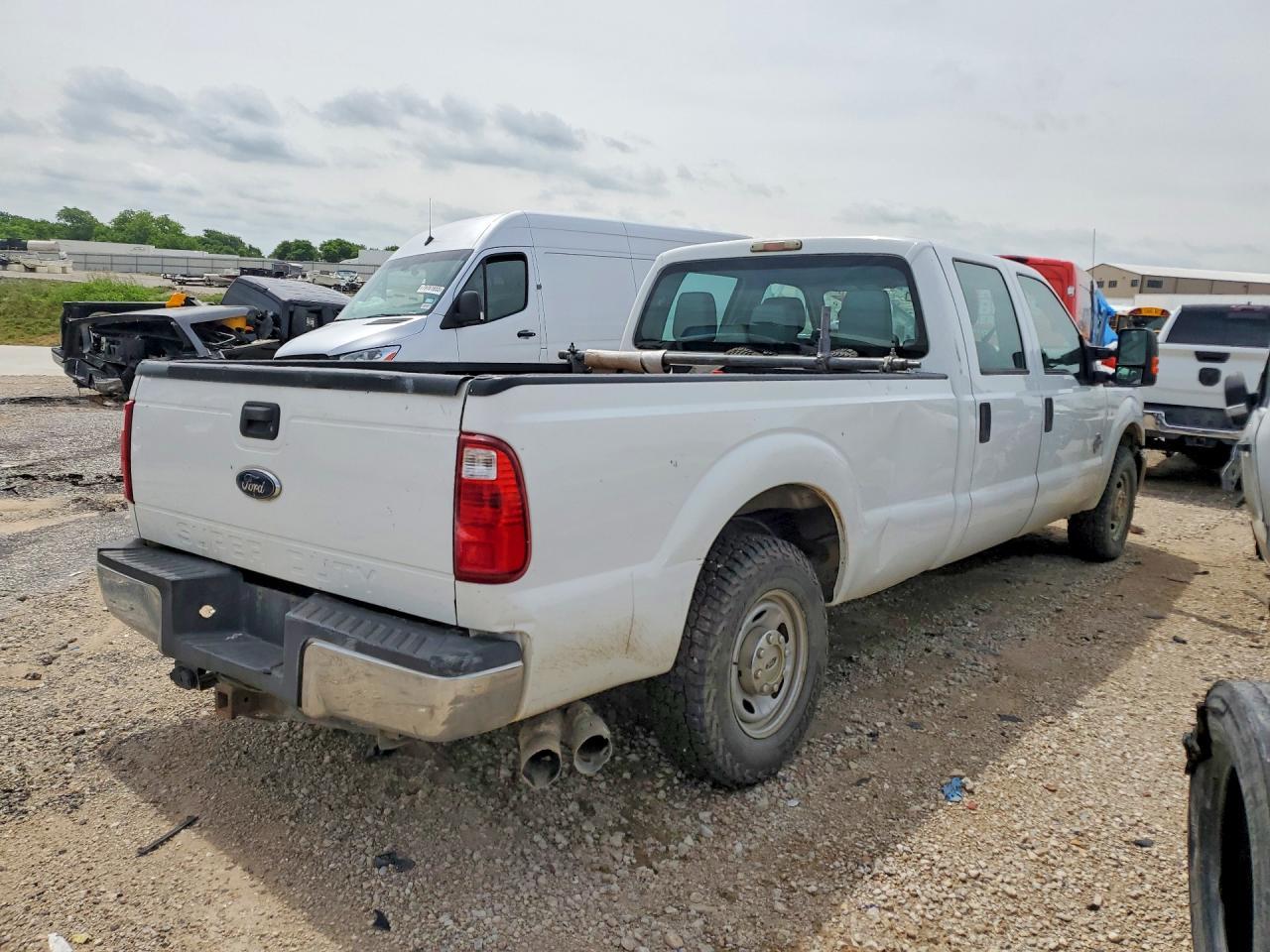 2016 Ford F350 Super Duty - Фото 3
