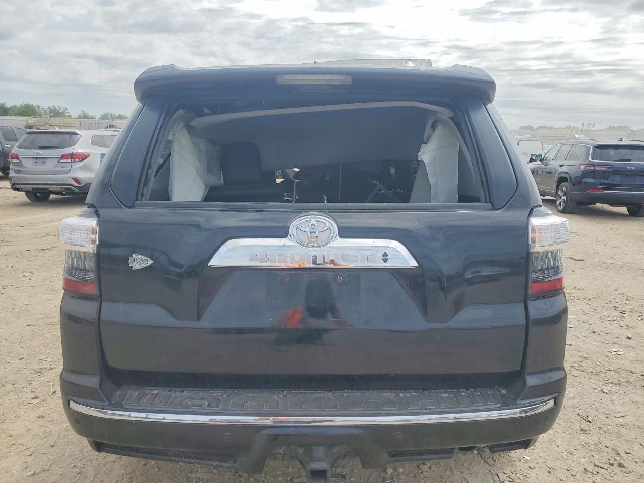 2014 Toyota 4Runner Limited - Фото 6