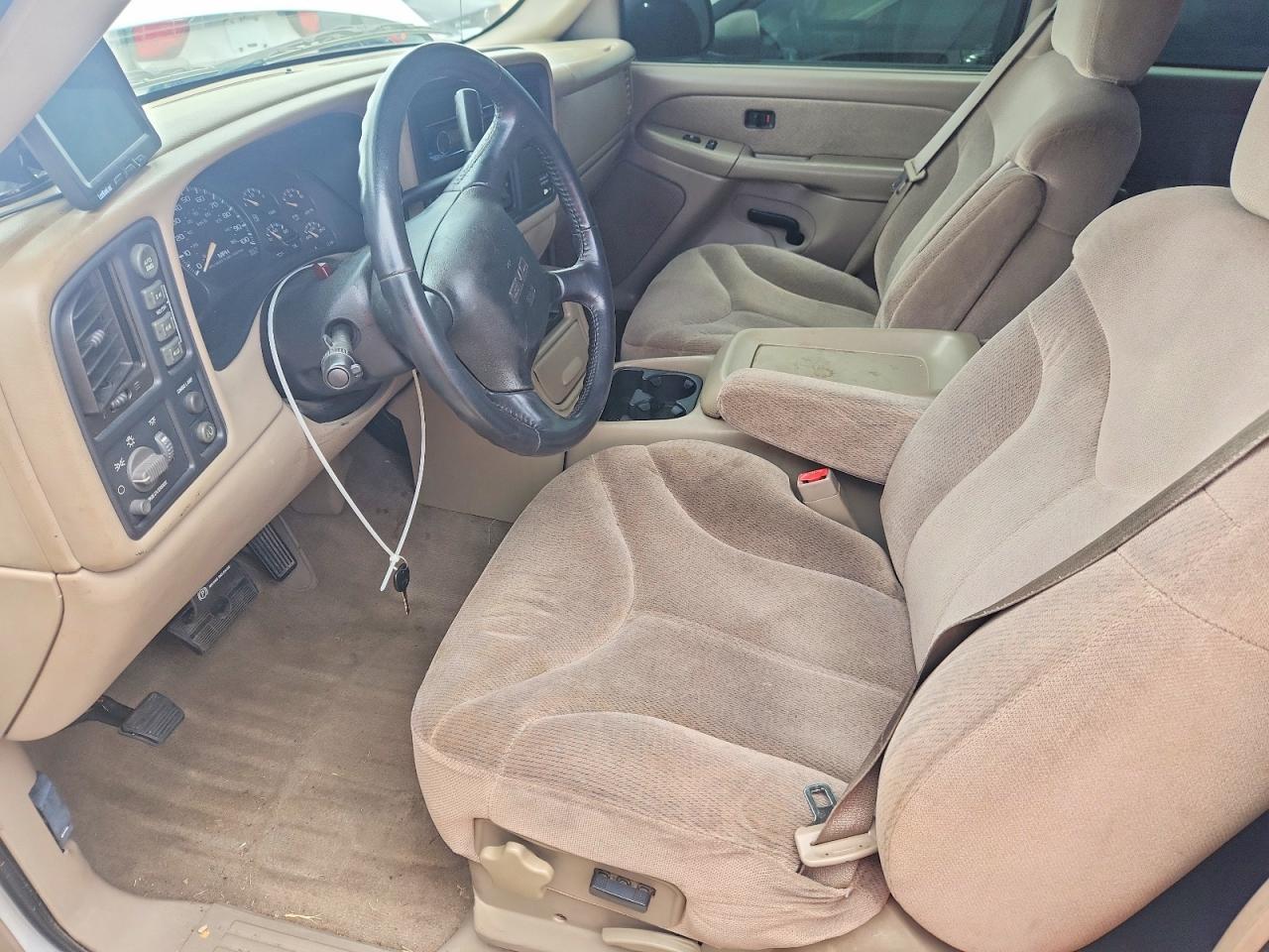 2002 GMC New Sierra K1500 - Фото 7