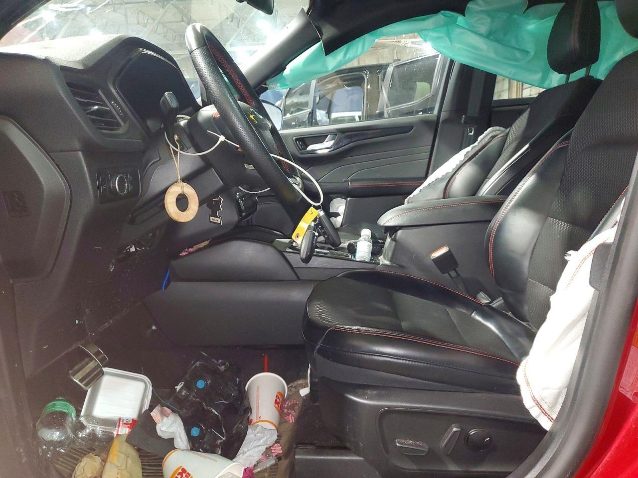 2024 Ford Escape St Line - Image 7