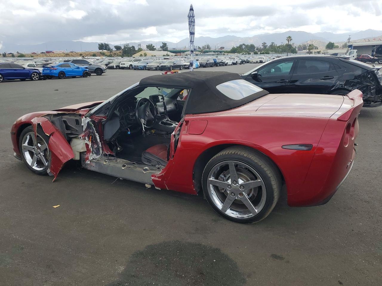 2008 Chevrolet Corvette - Фото 2