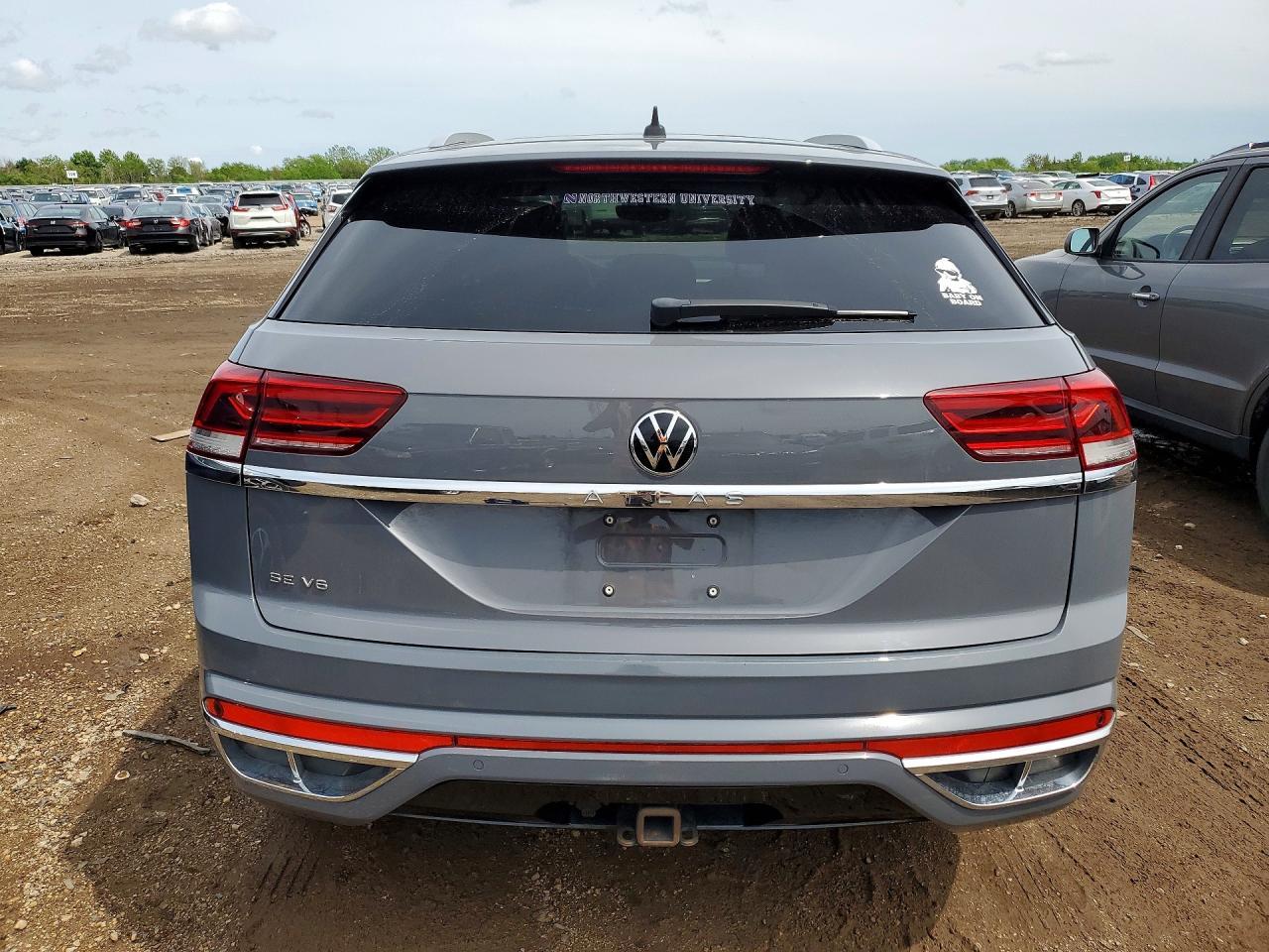 2021 Volkswagen Atlas Cross Sport Se - Image 6