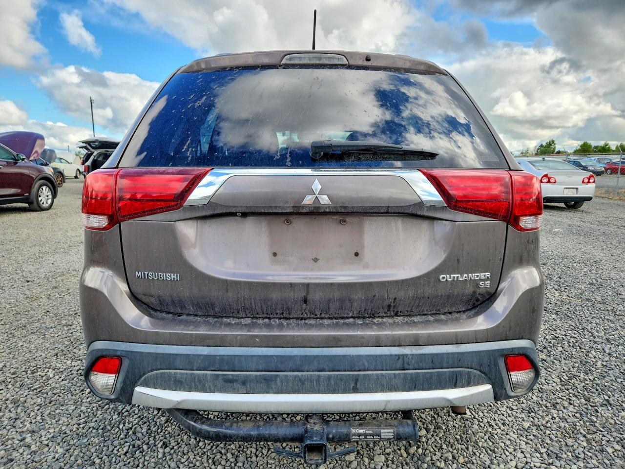 2016 Mitsubishi Outlander Se - Фото 6