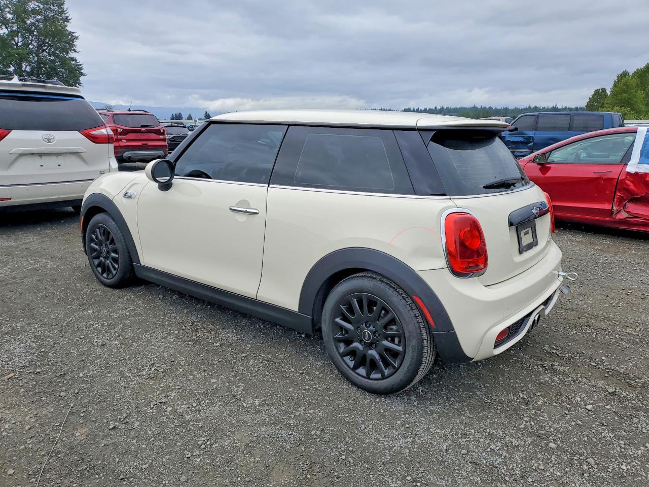 2015 Mini Cooper S - Image 2