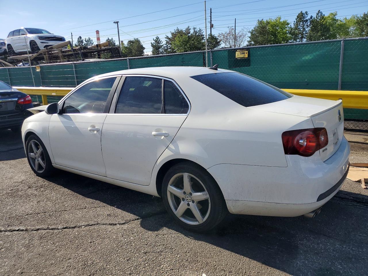 2008 Volkswagen Jetta - Image 2