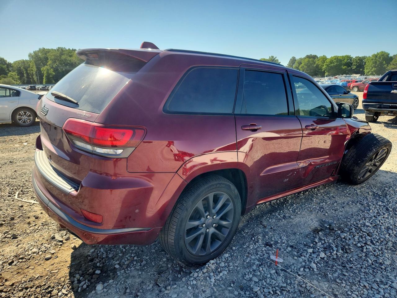 2018 Jeep Grand Cherokee Overland - Фото 3