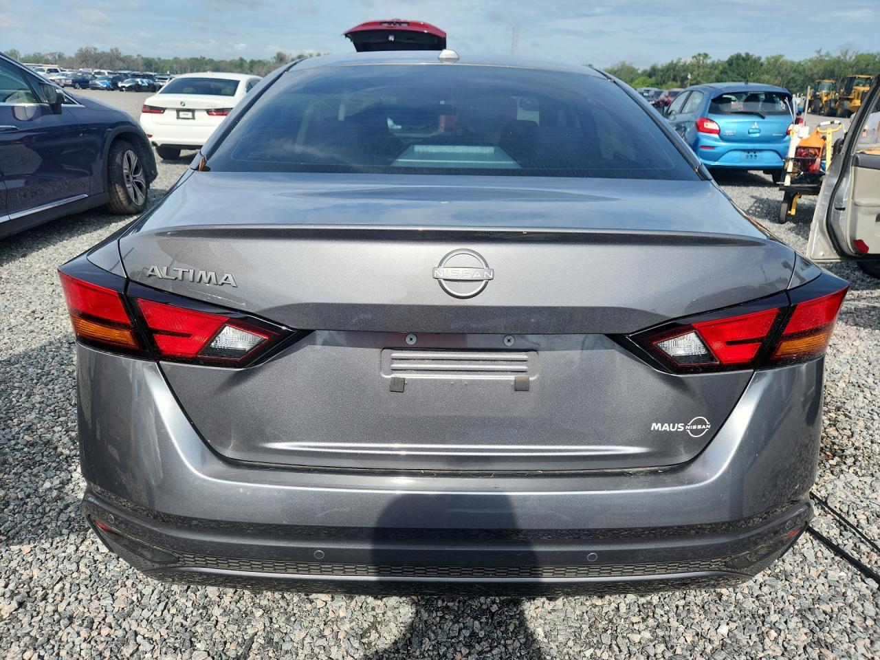 2025 Nissan Altima S - Image 6