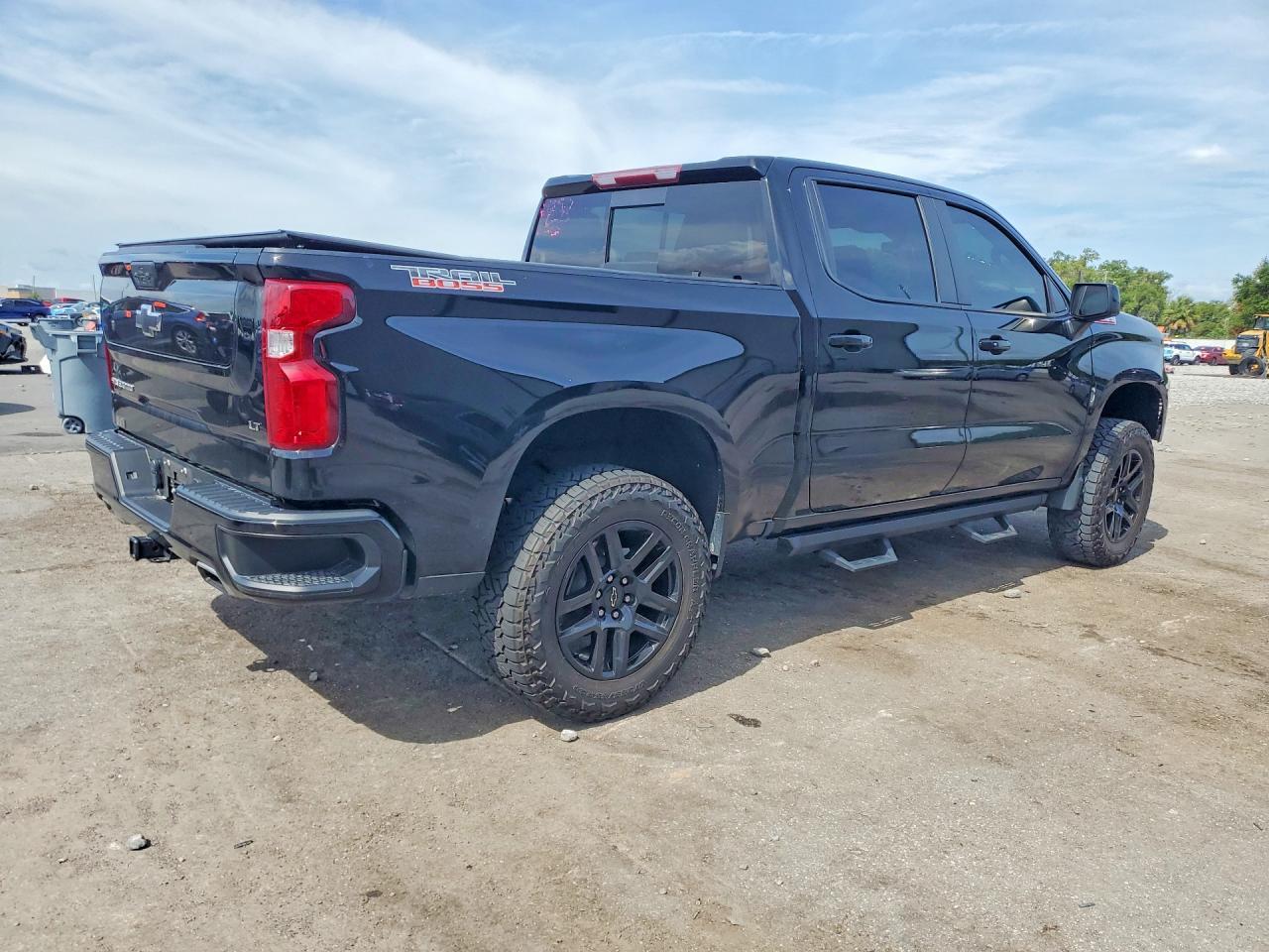 2024 Chevrolet Silverado K1500 Lt Trail Boss - Фото 3