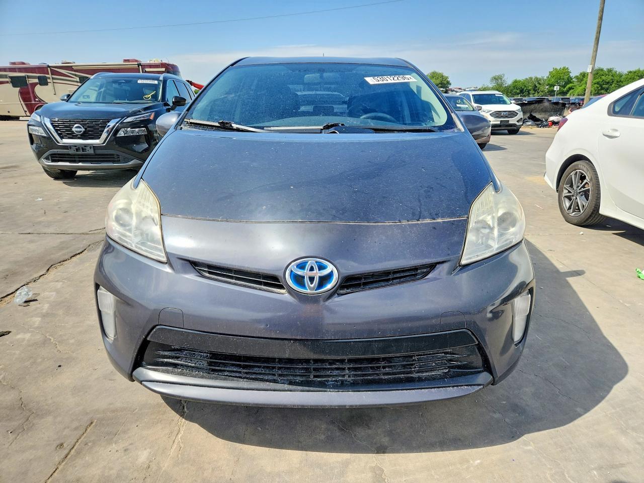 2015 Toyota Prius Two - Фото 5