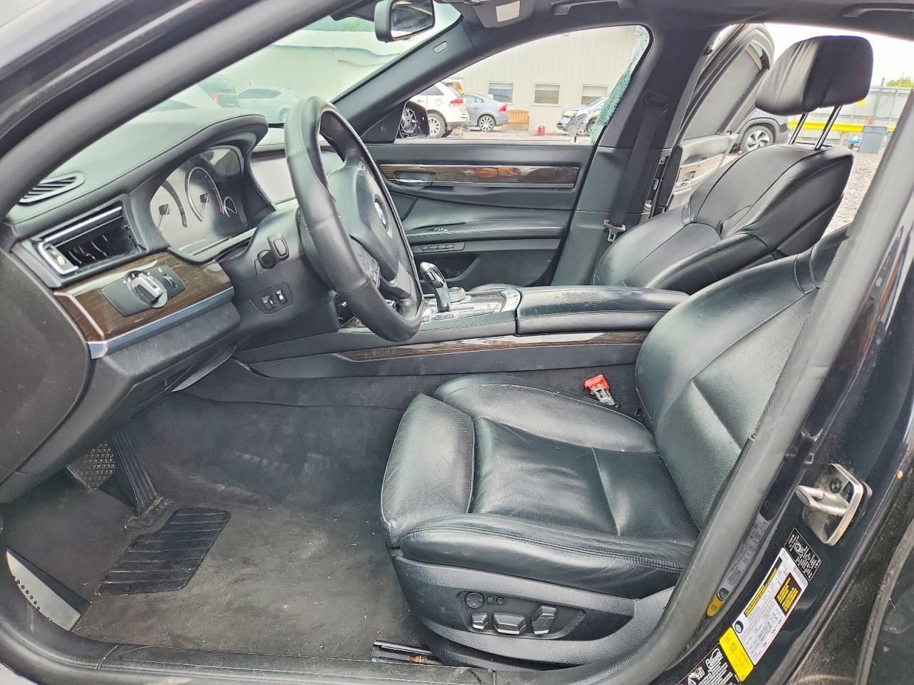 2012 BMW 750 Xi - Фото 7