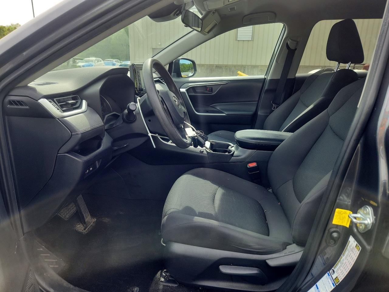 2021 Toyota Rav4 Le - Image 7