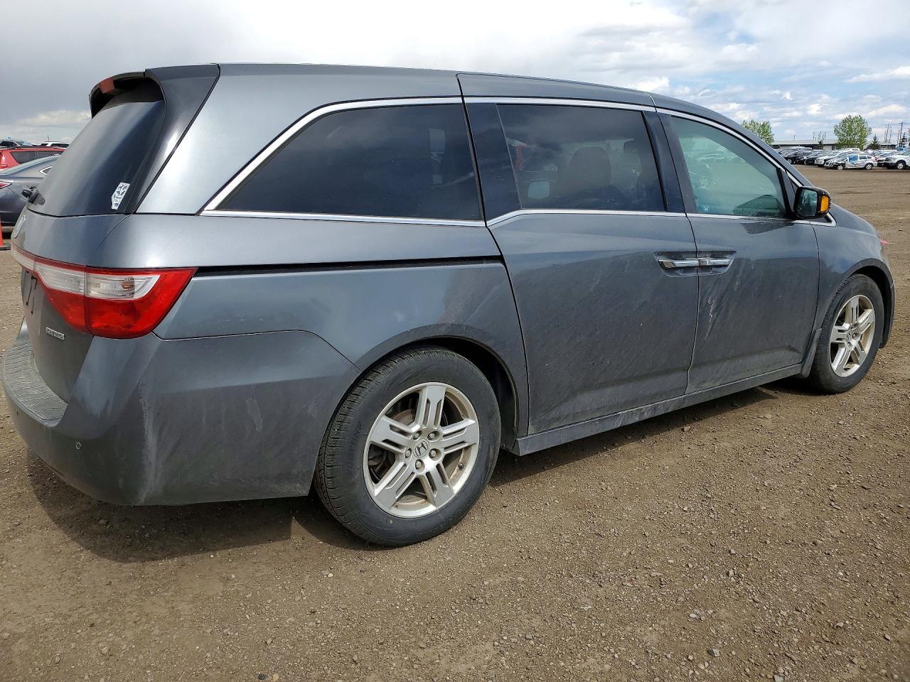 2011 Honda Odyssey Touring - Фото 3