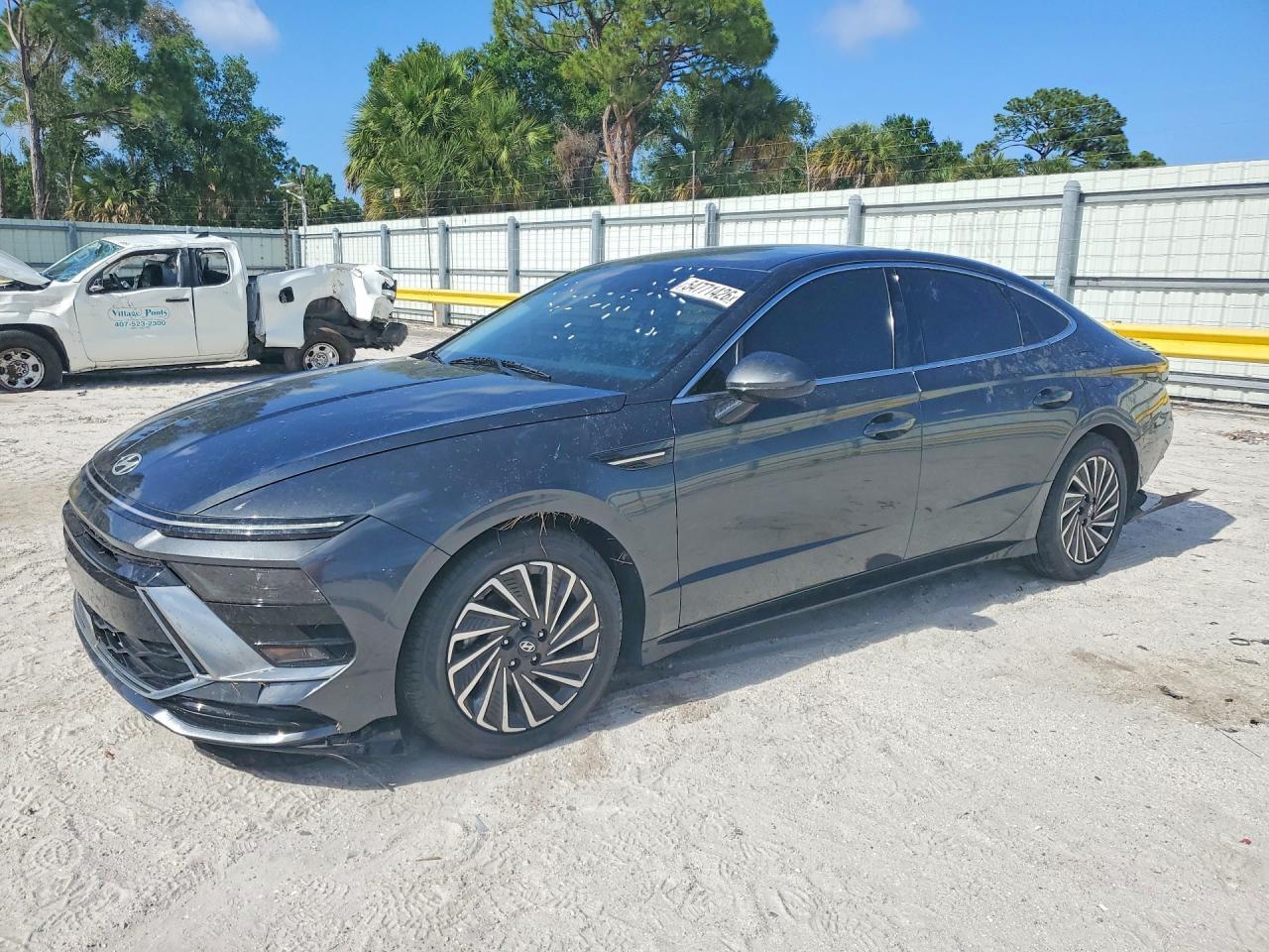 2025 Hyundai Sonata Hybrid Sel