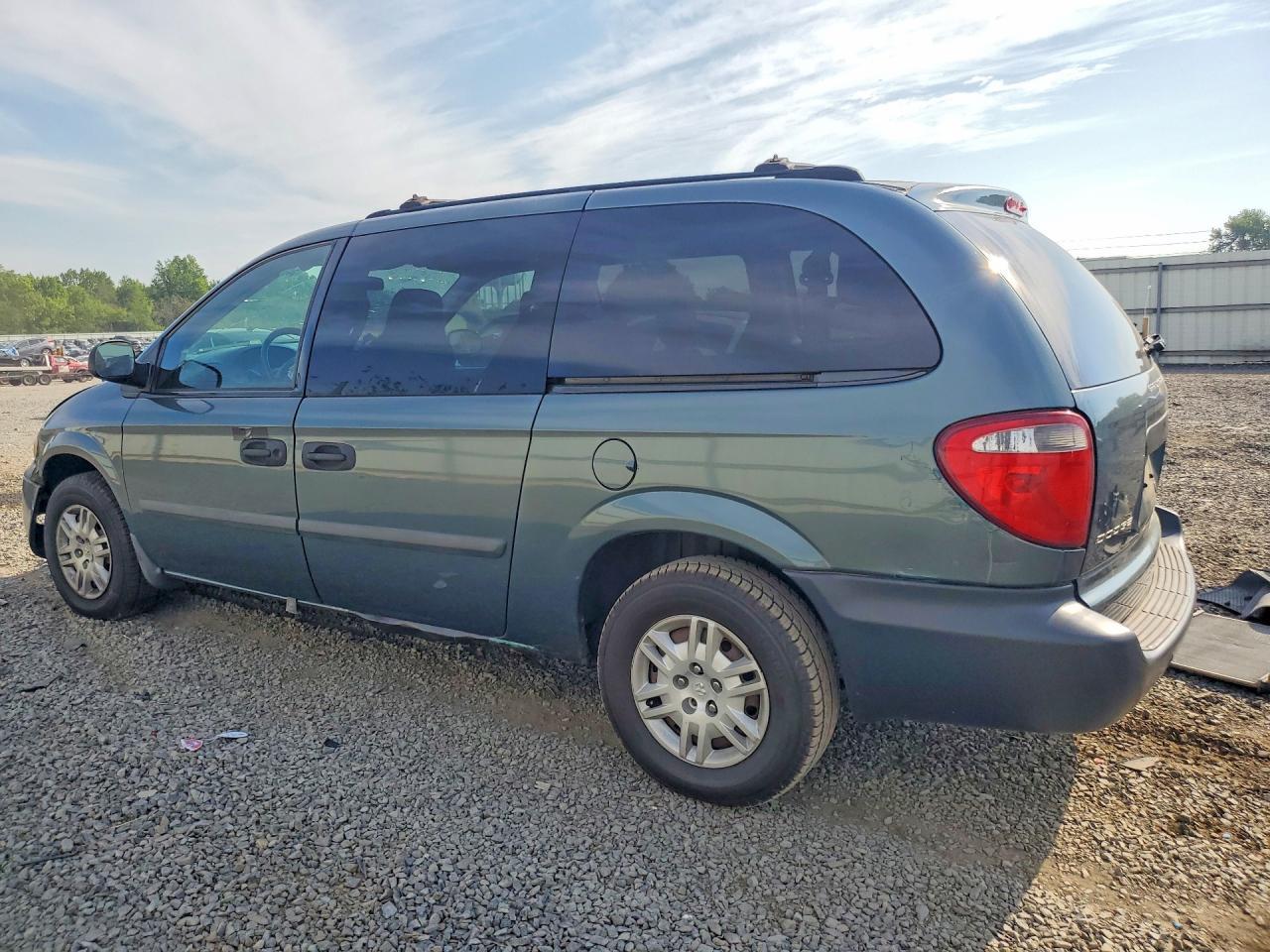 2005 Dodge Grand Caravan Se - Фото 2
