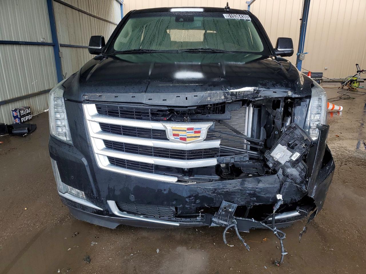 2015 Cadillac Escalade Premium - Image 5