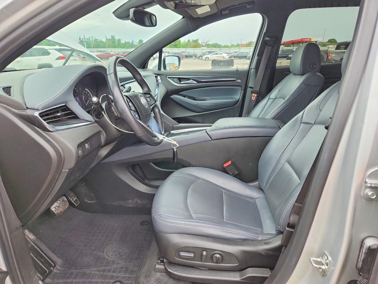 2022 Buick Enclave Essence - Image 7