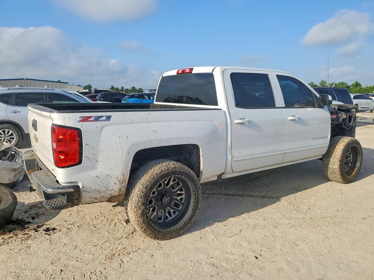 2017 Chevrolet Silverado K1500 Lt - Image 3