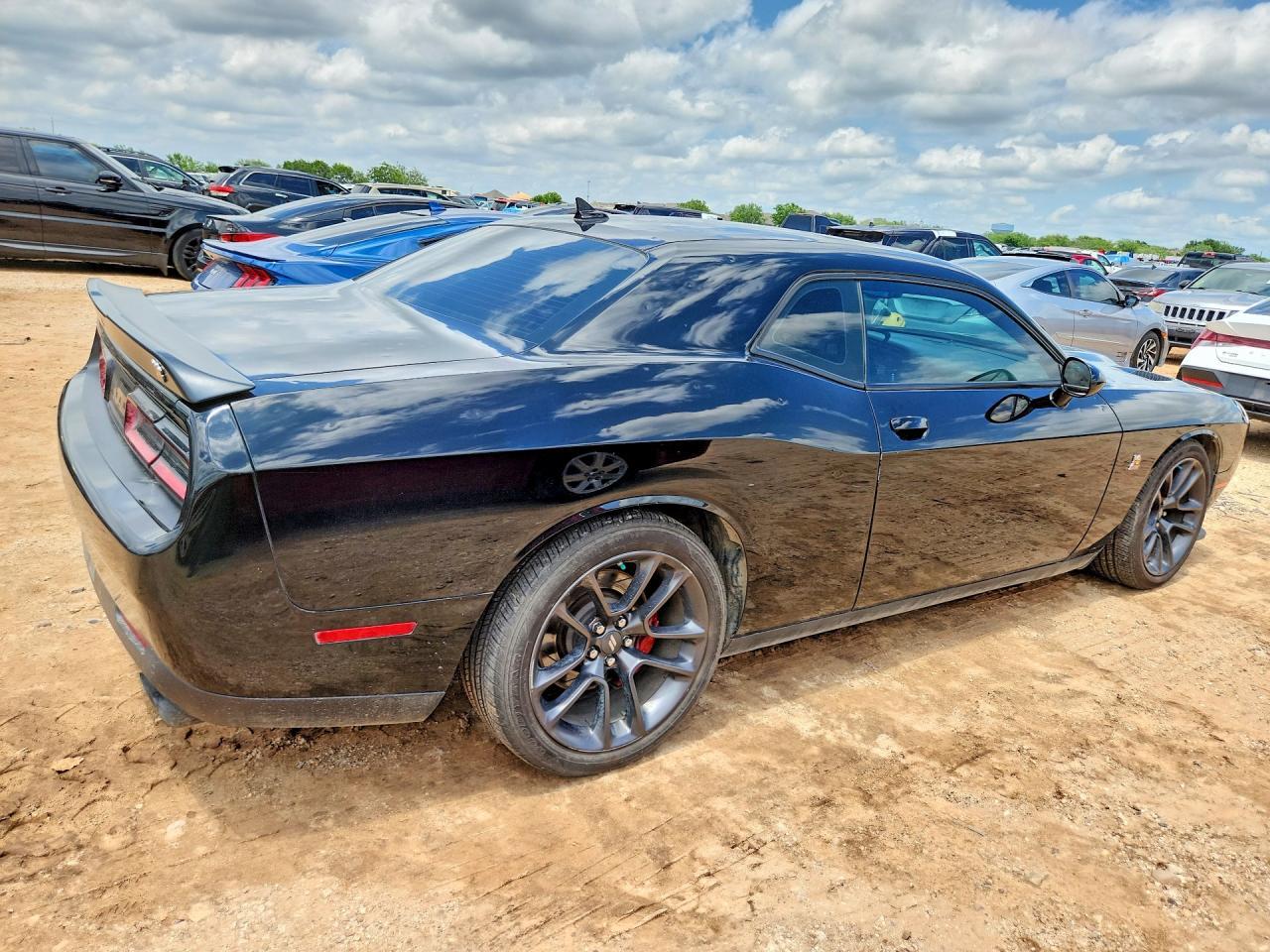 2020 Dodge Challenger R - Фото 3