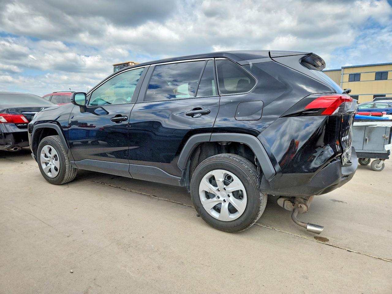 2024 Toyota Rav4 Le - Image 2